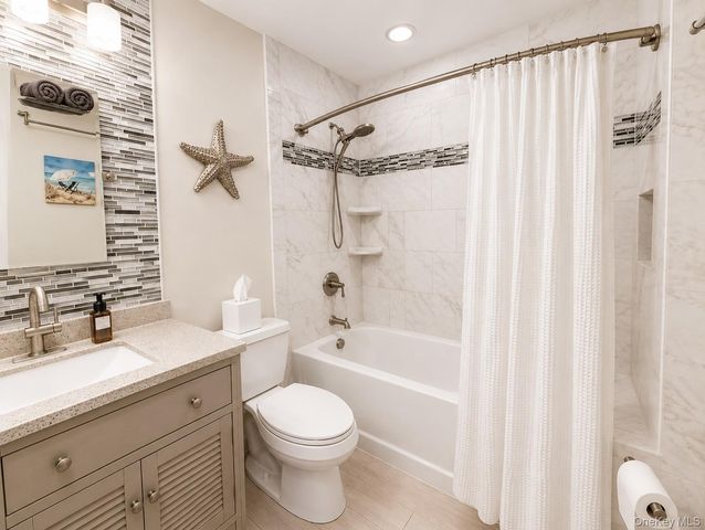 11 Hollow Oak Drive, East Patchogue, NY 11772