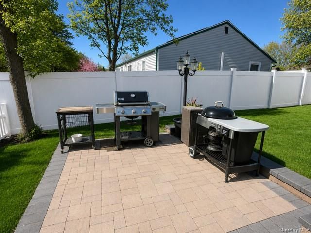 11 Hollow Oak Drive, East Patchogue, NY 11772