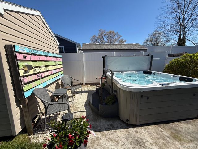 11 Hollow Oak Drive, East Patchogue, NY 11772