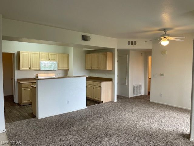 8250 North Grand Canyon Drive 2040, Las Vegas, NV 89166