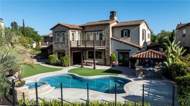 7 Kent Court, Ladera Ranch, CA 92694