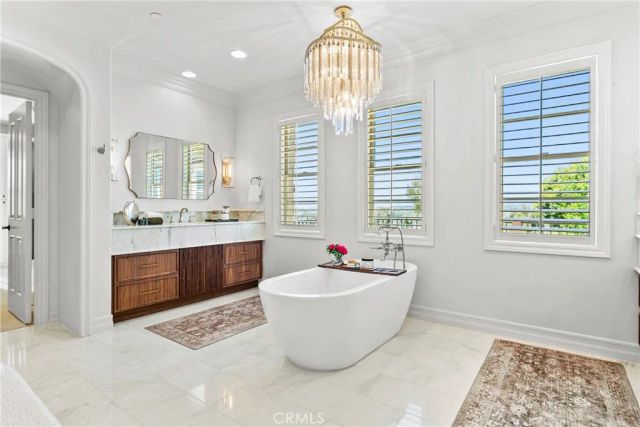7 Kent Court, Ladera Ranch, CA 92694