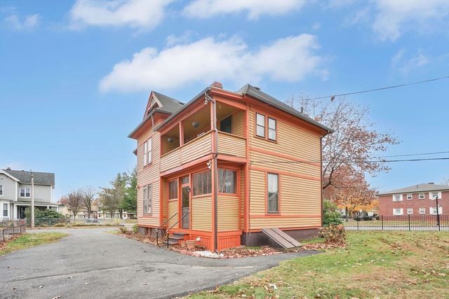 55 Florida St, Springfield, MA 01109