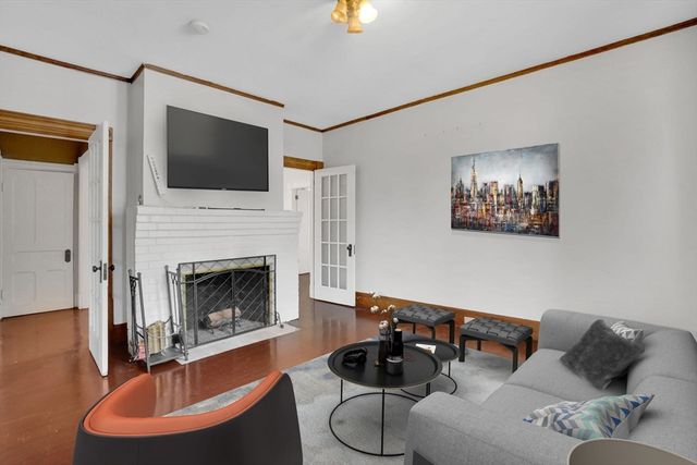 55 Florida St, Springfield, MA 01109