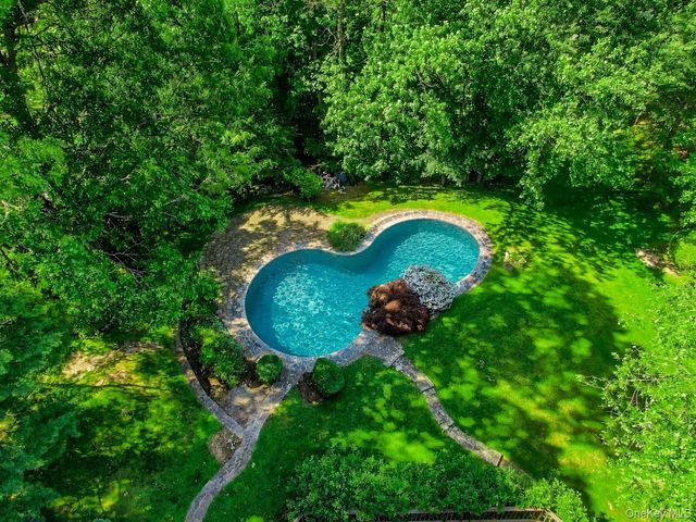 34 Century Trail, Harrison, NY 10528