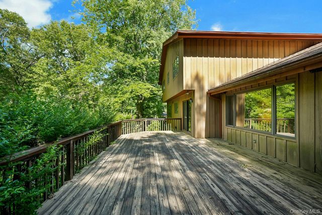 34 Century Trail, Harrison, NY 10528