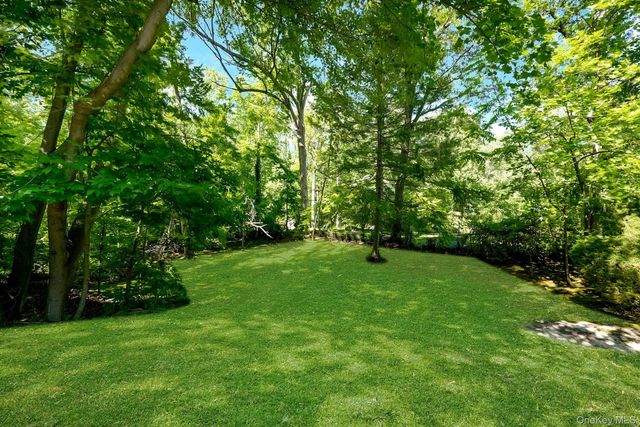34 Century Trail, Harrison, NY 10528