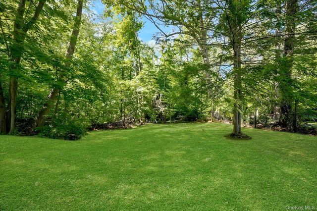 34 Century Trail, Harrison, NY 10528
