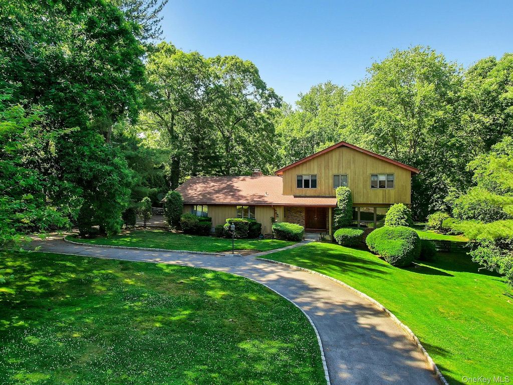 34 Century Trail, Harrison, NY 10528