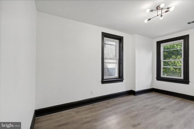 3951 PENNSGROVE ST, Philadelphia, PA 19104