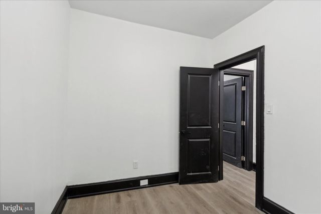 3951 PENNSGROVE ST, Philadelphia, PA 19104