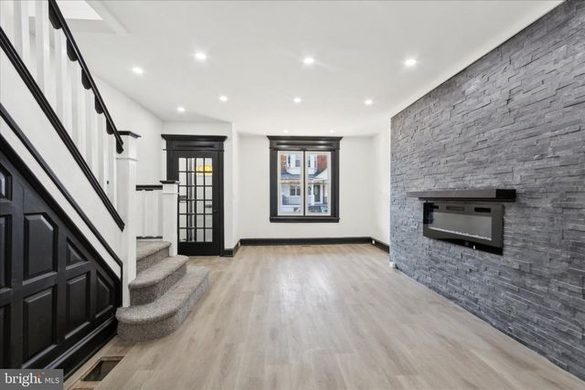3951 PENNSGROVE ST, Philadelphia, PA 19104