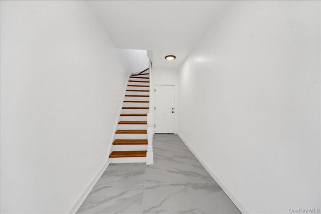 35 S Terrace Avenue, Mount Vernon, NY 10550