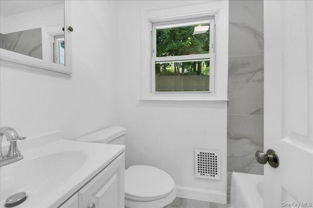 35 S Terrace Avenue, Mount Vernon, NY 10550