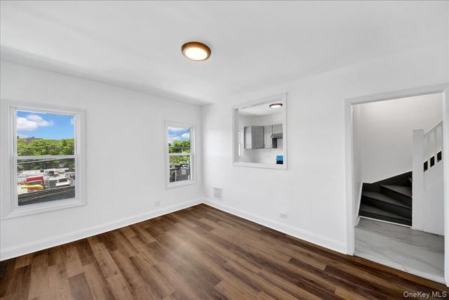 35 S Terrace Avenue, Mount Vernon, NY 10550
