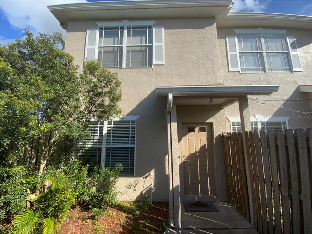 18533 PEBBLE LAKE COURT, Tampa, FL 33647