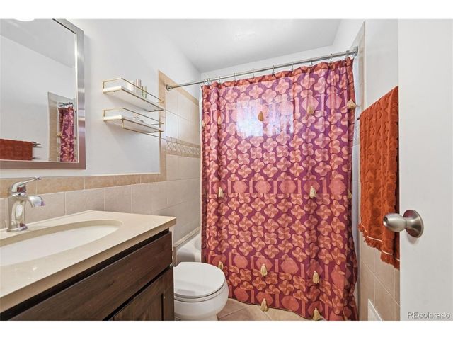 3286 W Fairview Pl, Denver, CO 80211