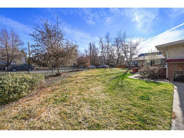 3286 W Fairview Pl, Denver, CO 80211