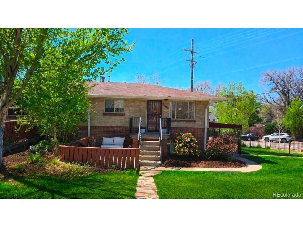 3286 W Fairview Pl, Denver, CO 80211