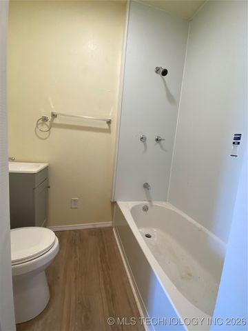 913 2nd NW, Ardmore, OK 73401