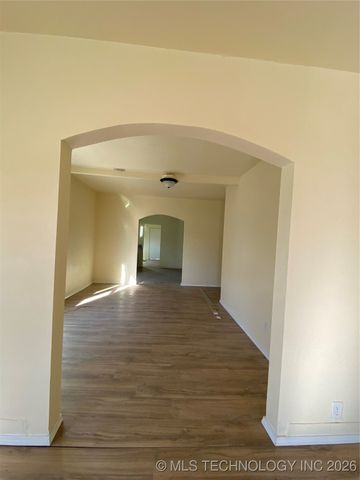 913 2nd NW, Ardmore, OK 73401