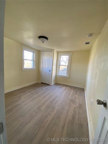 913 2nd NW, Ardmore, OK 73401