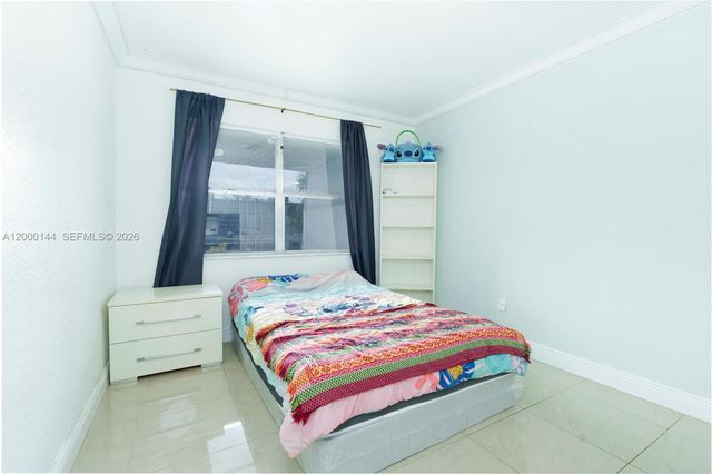 8003 W 6th Ave M, Hialeah, FL 33014