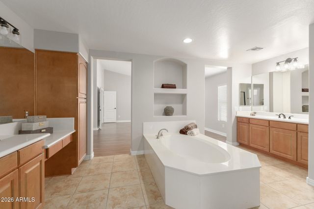 4475 S JOHN Way, Chandler, AZ 85249