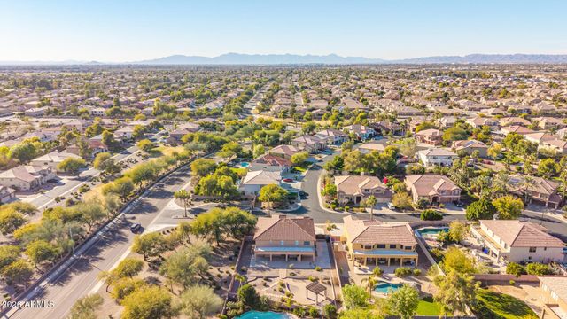 4475 S JOHN Way, Chandler, AZ 85249