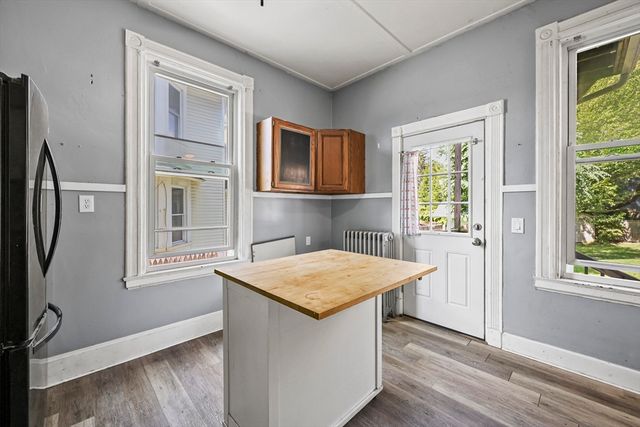92 W Housatonic St, Pittsfield, MA 01201