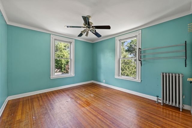 92 W Housatonic St, Pittsfield, MA 01201