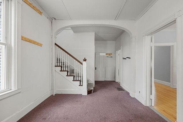 92 W Housatonic St, Pittsfield, MA 01201