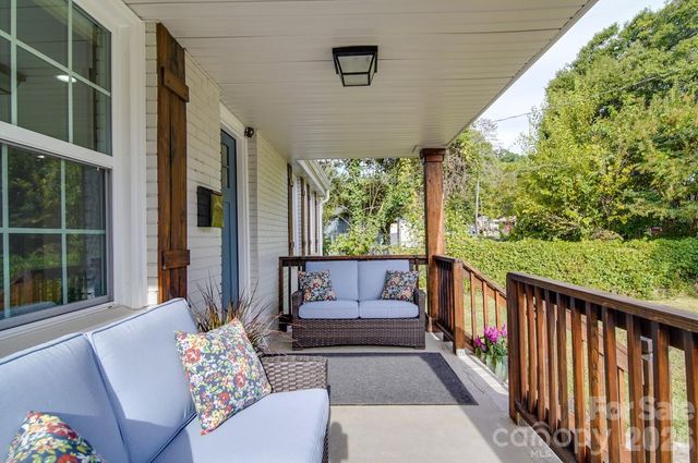 1512 Newcastle Street, Charlotte, NC 28216