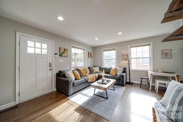 1512 Newcastle Street, Charlotte, NC 28216