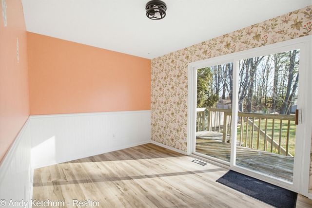 4470 Poulin Street, Norton Shores, MI 49441