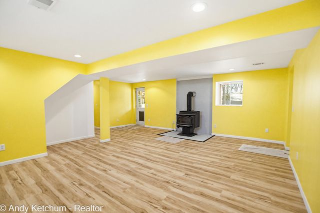 4470 Poulin Street, Norton Shores, MI 49441