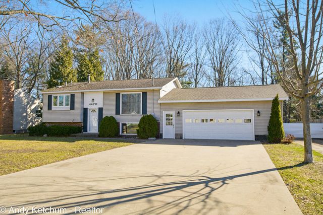 4470 Poulin Street, Norton Shores, MI 49441
