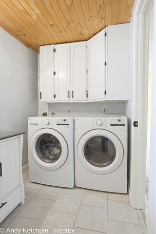 4470 Poulin Street, Norton Shores, MI 49441