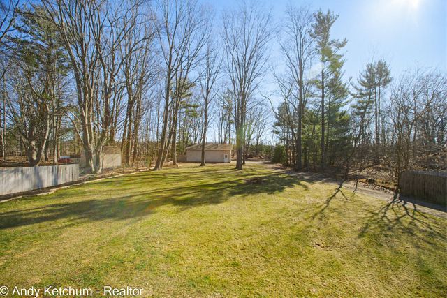 4470 Poulin Street, Norton Shores, MI 49441