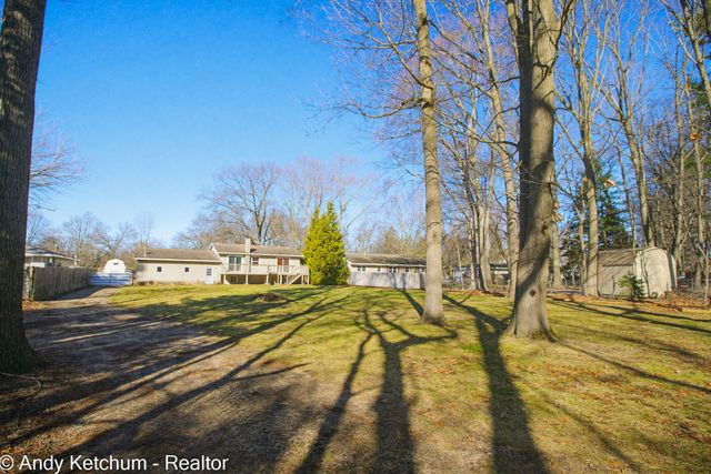 4470 Poulin Street, Norton Shores, MI 49441