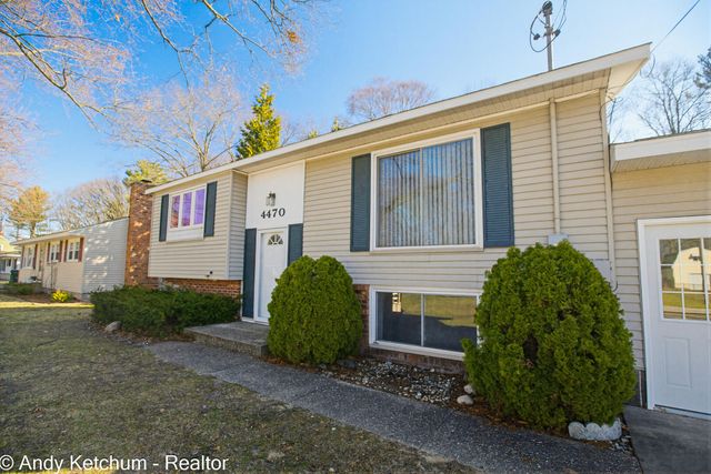 4470 Poulin Street, Norton Shores, MI 49441