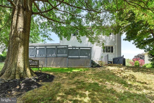 2009 DEER PATH RD, Harrisburg, PA 17110