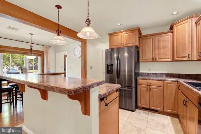 2009 DEER PATH RD, Harrisburg, PA 17110