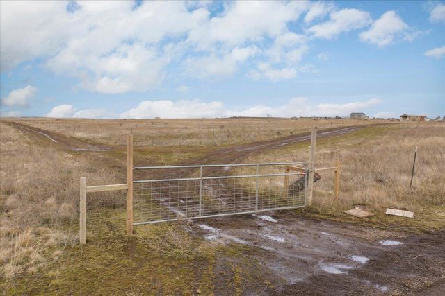 295xx W Hallett Rd, Medical Lake, WA 99022