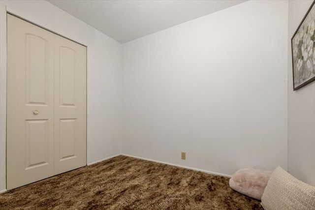 18706 Easy St, Penn Valley, CA 95946