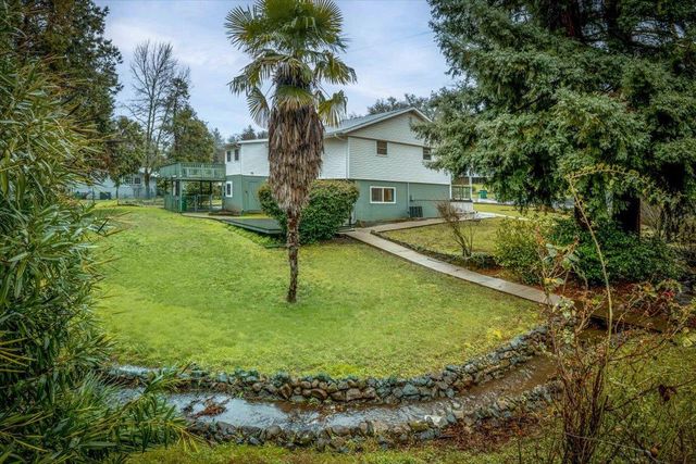 18706 Easy St, Penn Valley, CA 95946