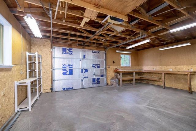 18706 Easy St, Penn Valley, CA 95946