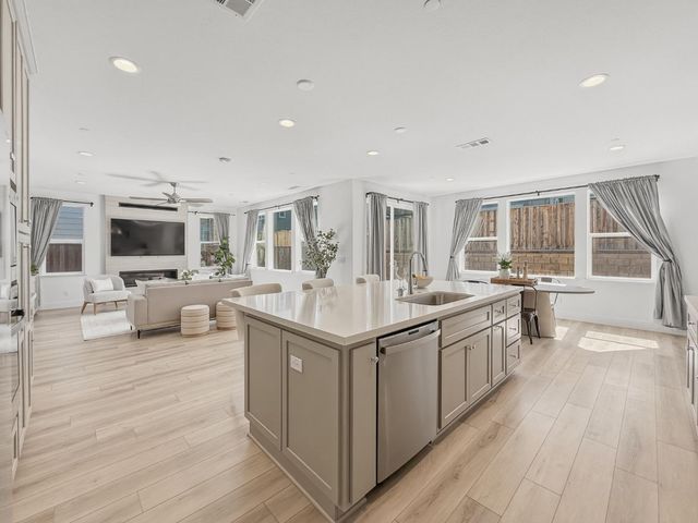 282 Wharf Terrace, Marina, CA 93933