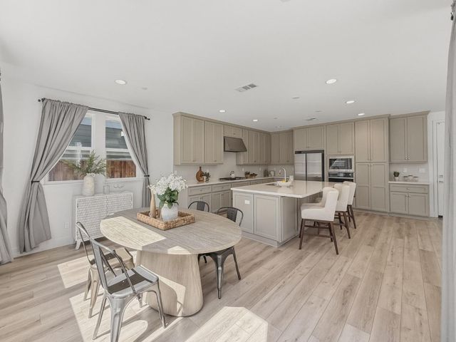 282 Wharf Terrace, Marina, CA 93933