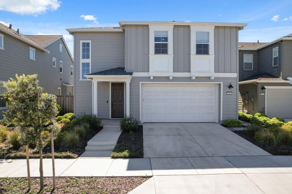 282 Wharf Terrace, Marina, CA 93933